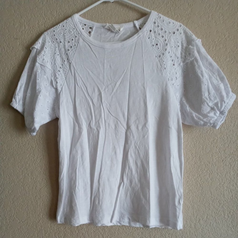Women Anthropologie White Eyelet Sleeve Blouse Size Small